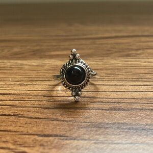 🌺3/$10 Bundle Only NIB CHARMING CHARLIE Silver Ring with Black Center Stone